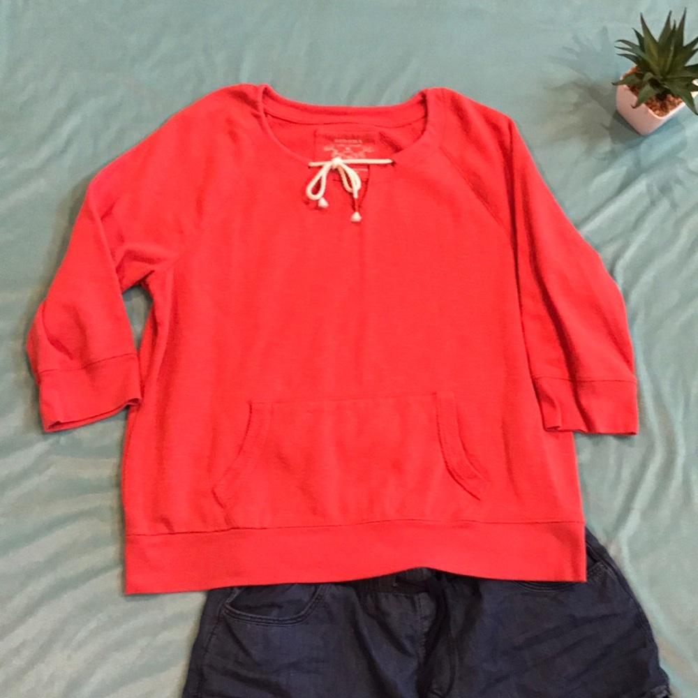 Women's sweatshirt